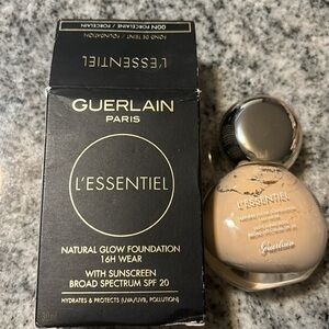 Guerlain L'Essentiel Natural Glow Foundation SPF20 1oz 00N porcelain NEW IN BOX